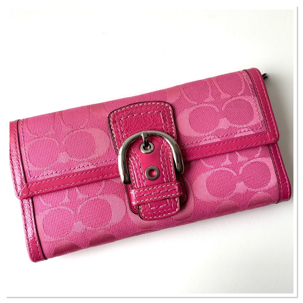 Coach Monogram Women’s Wallet Fold Over